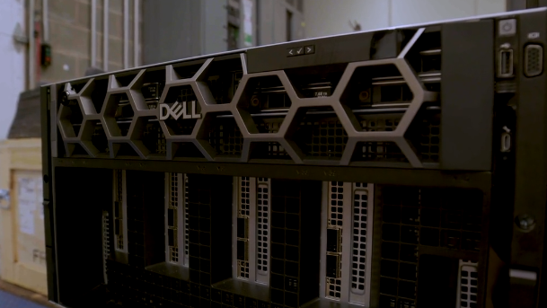 Dell PowerEdge XE9680 Rack Server with 8 NVIDIA HGX H100 80GB 700W SXM5 GPUs